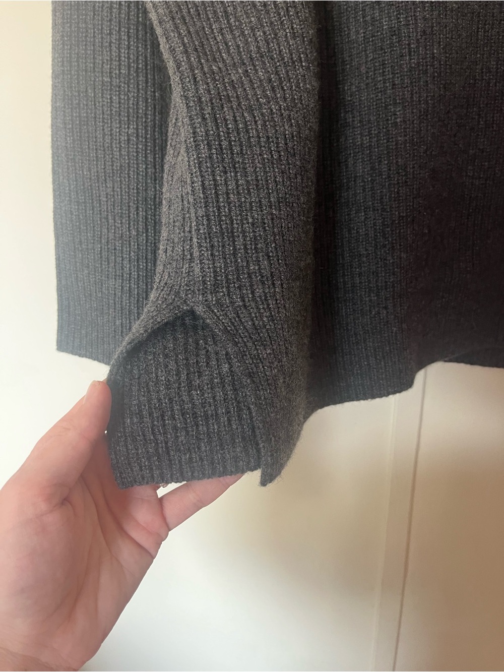 Eileen Fisher Recycled Wool/Cashmere Turtleneck Sweater Boxy Fit RT $378 - Picture 4 of 8